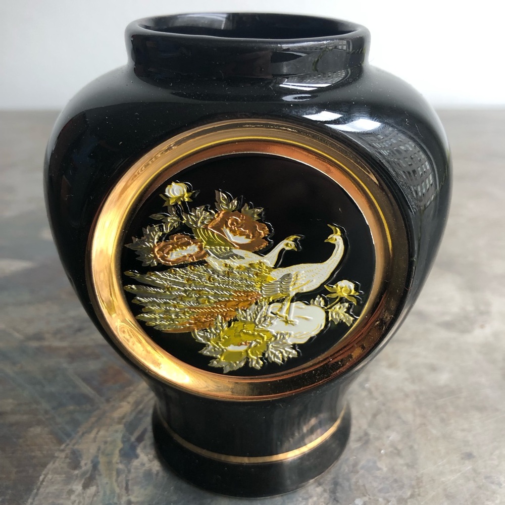 Art of Chokin Black Vase with Gold and White Peacock Design